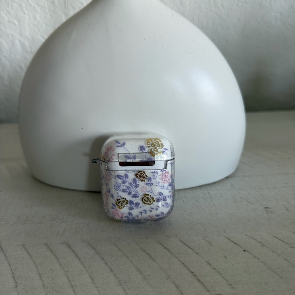 Apple AirPods - Picture 4 of 6
